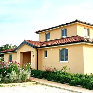Dubravka - Schoen Und Komfortabel Inmitten Von Olivenbaeumen Und Weinbergen Mit Whirlpool Villa Valtura