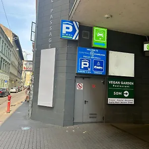 https://enzo-capo-jacuzzi-suites.inbudapesthotels.com