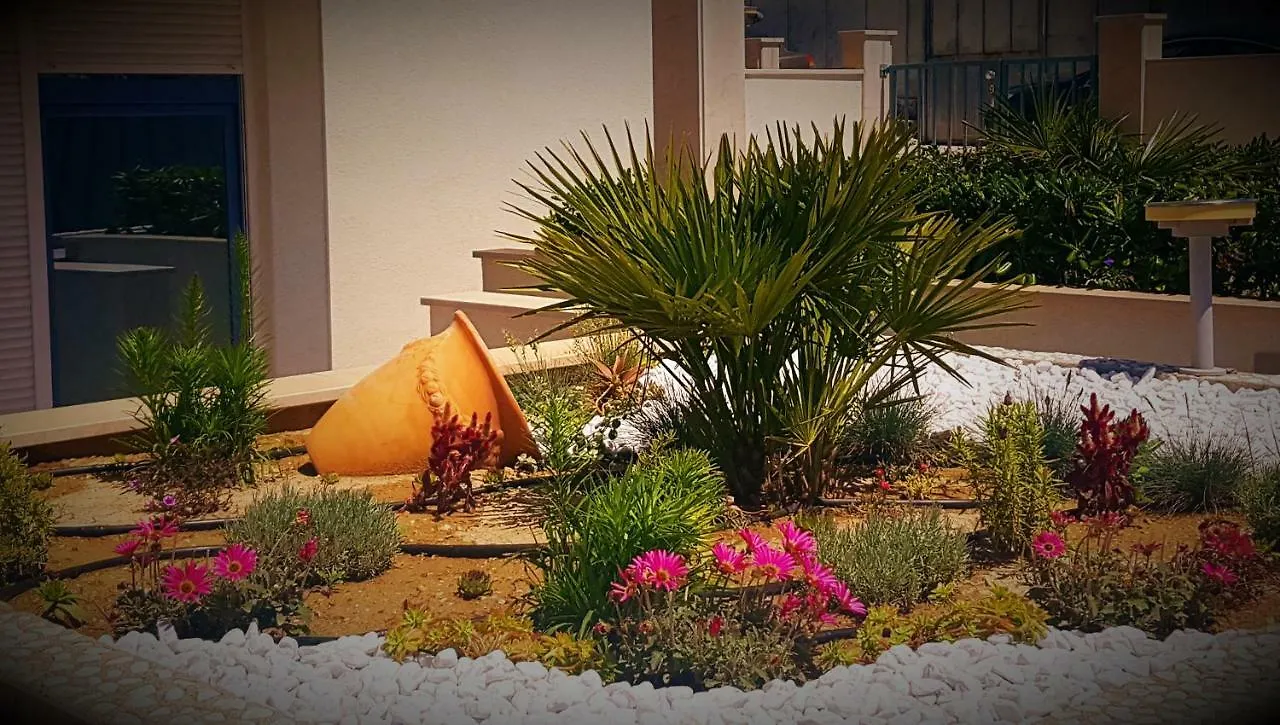 Apartments Kamelija Split